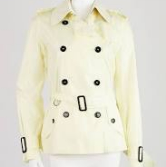 Burberry Jackets & Blazers - Burberry like new Iconic Rain Jacket - Yellow